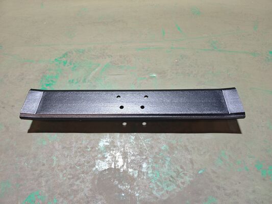 كوماتسو PC60 حذاء المسار الثلاثي كروزر حذاء المسار الطول STG135A-8-750-001