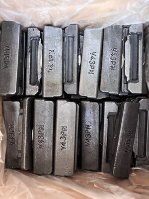 دلو V43PN / سن حفار الخنادق / دبوس تثبيت الأسنان