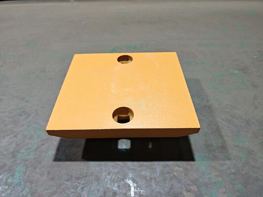 1324715M حافة قطع على شكل قطة مثبتة بمسامير للودر