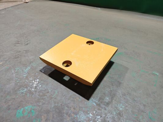 1324715M حافة قطع على شكل قطة مثبتة بمسامير للودر