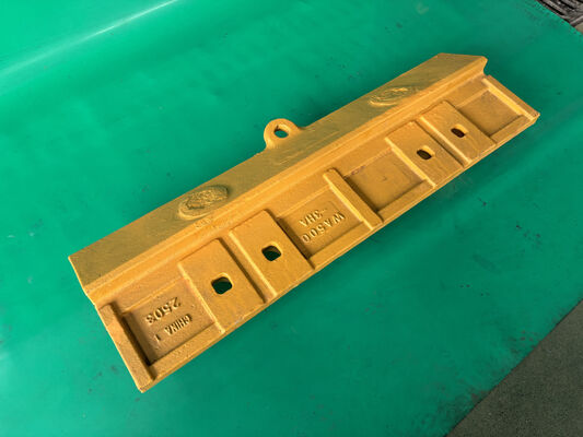 WA500-3HA قطعة مركزية مصبوبة من كوماتسو، 4 فتحات